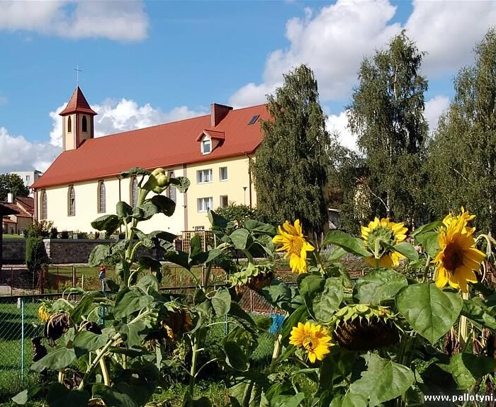 Kościół i okolica